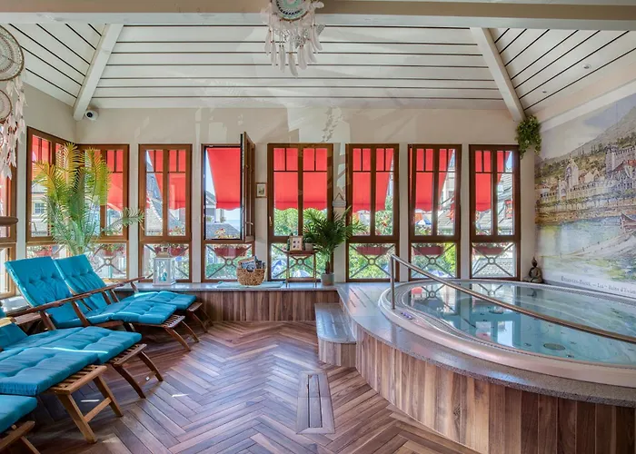 Les Cygnes Hotel