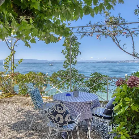 Hotel Les Cygnes Évian-les-Bains