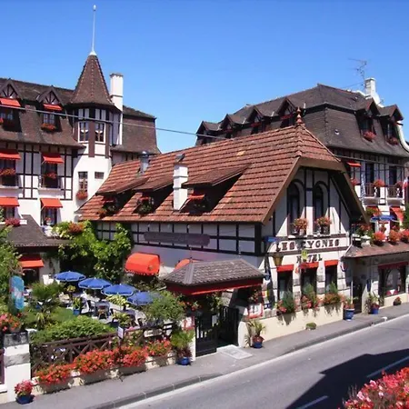 Les Cygnes Hotel