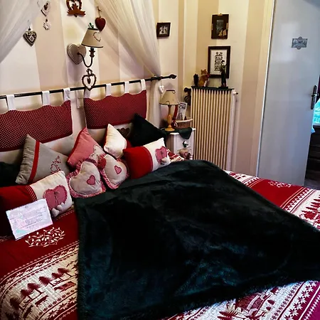 Les Cygnes Hotel