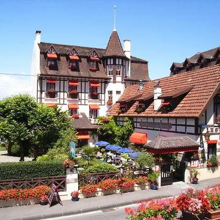 Les Cygnes Hotel