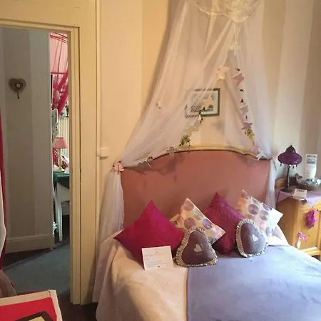 Les Cygnes Hotel 3*